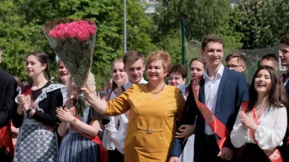 На Ставрополье родители смогут присутствовать на линейках выпускников