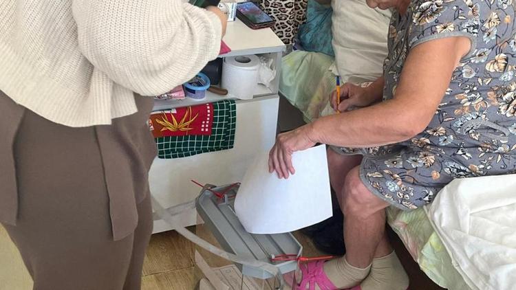 Пациенты Минераловодской больницы приняли участие в голосовании
