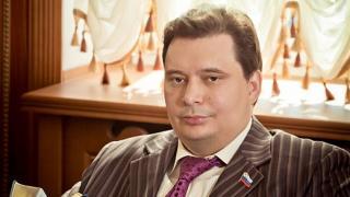Генеральный директор ОАО «Юридическое агентство «СРВ» Роман Савичев награжден медалью «За доблестный труд»