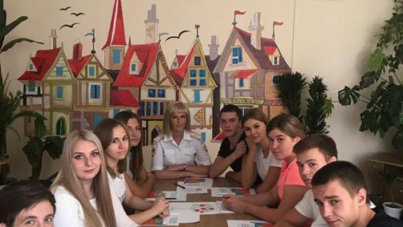 В Новоалександровске полицейские рассказали школьникам о вреде наркотиков