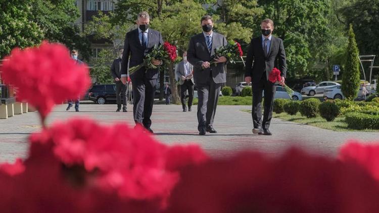 В Ставрополе почтили память погибших в теракте у Дворца культуры и спорта