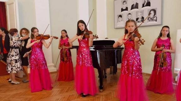 В Пятигорске проходит Международный юношеский конкурс пианистов
