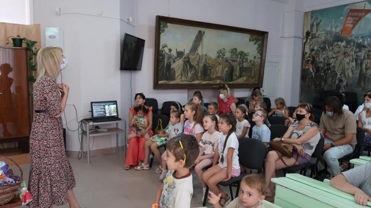 Школьники провели День шоколада в Ставропольском музее-заповеднике