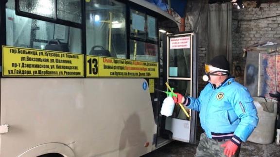 В Кисловодске продолжается дезинфекция городских автобусов