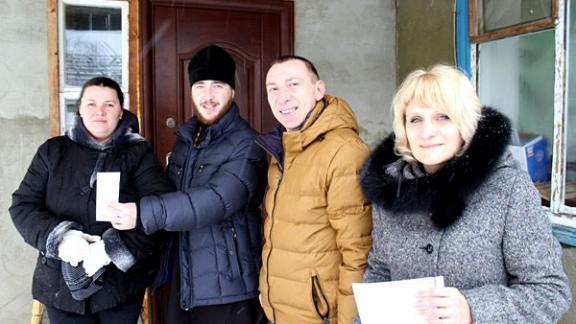 Семьям с больными детьми в Кочубеевском районе собрали благотворительную помощь на аукционе