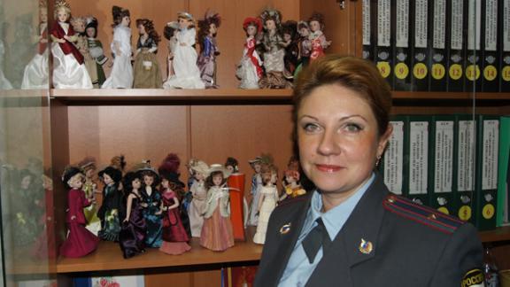 Майор полиции Наталья Соколова – коллекционер миниатюрных фарфоровых кукол