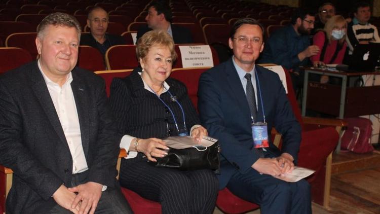 Главу Кисловодска избрали на должность секретаря отделения партии «Единая Россия»