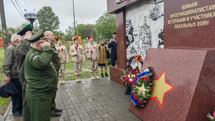 В cтанице Курской на Ставрополье появился памятник участникам военных конфликтов