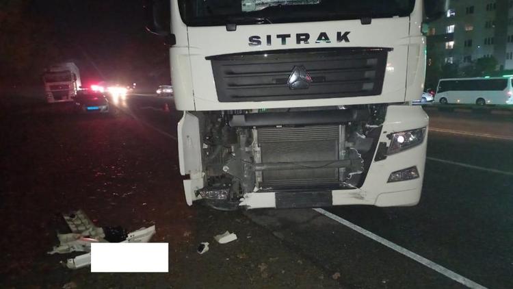 Водитель грузовика устроил тройное ДТП в Ставрополе